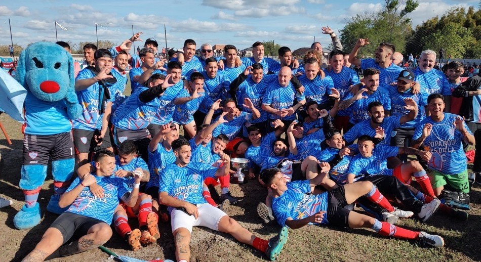 La AFA confirmó la reestructuración del ascenso con la unificación de la C y la D 