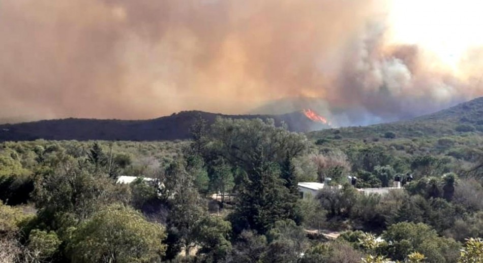 Incendios en Córdoba y San Luis: riesgo extremo agravado por la sequía