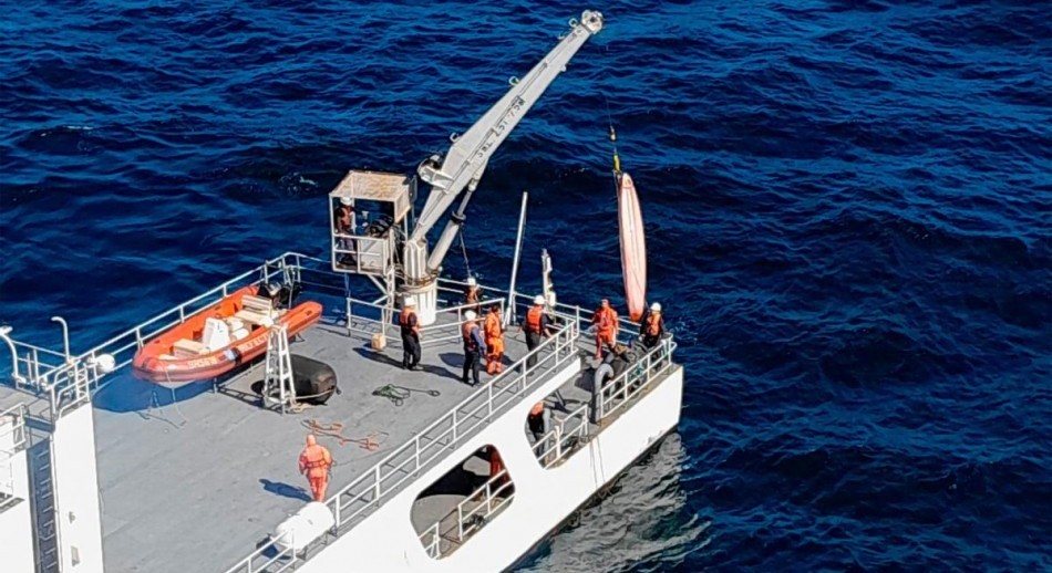 Hallaron el kayak que sería de los pescadores desaparecidos en Pinamar