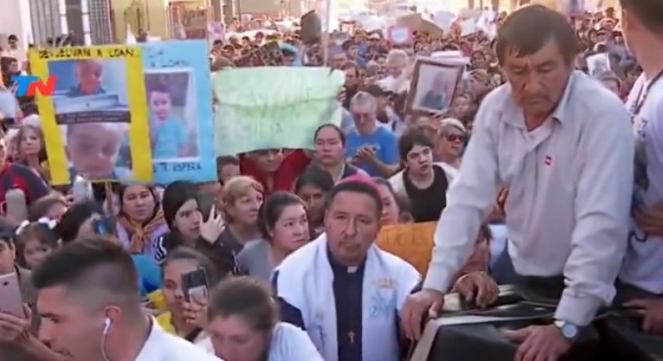 Corrientes: Cambian la cúpula policial y una multitud marcha por Loan
