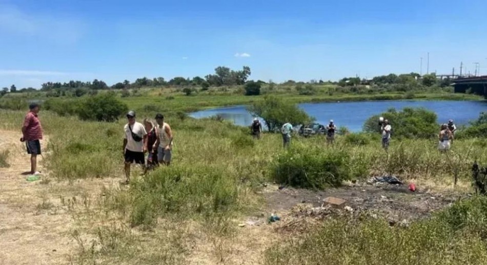 Hallaron muerto a un árbitro que fue atropellado y cayó a una laguna