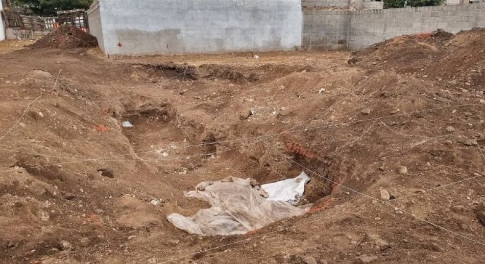 Halan fosa con más de 20 cadáveres cerca del ex centro clandestino de detención