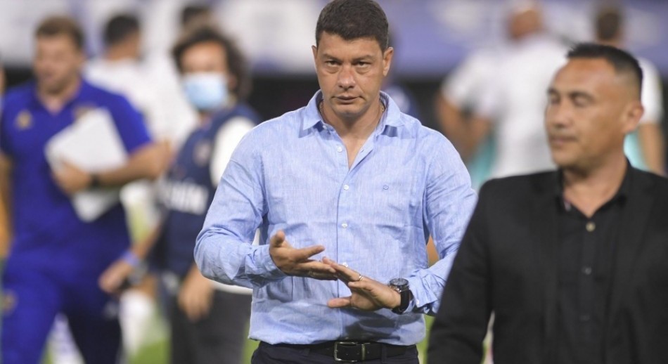 Cuando empezaba el partido de River, Boca despidió a Sebastián Battaglia